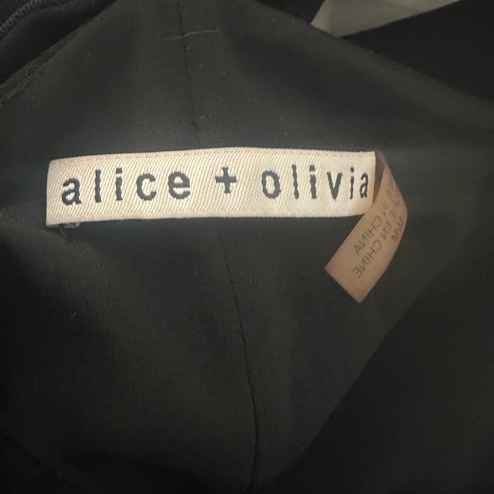 Alice + Olivia Lianne Mini Dress Womens Medium Black Racer Back V-Neck S Cut
Out - Picture 5 of 8
